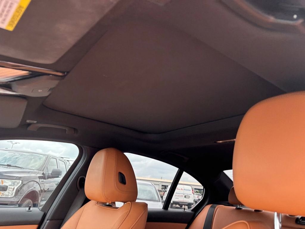 2023 BMW 3 Series 330i