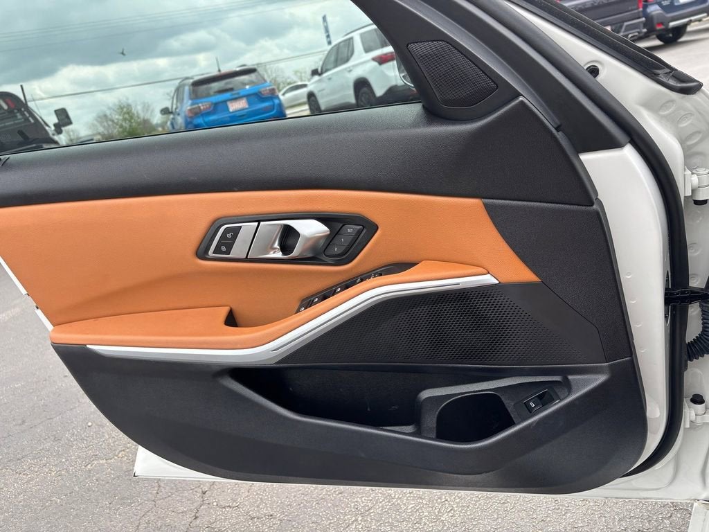 2023 BMW 3 Series 330i