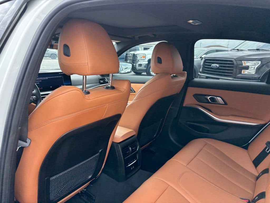 2023 BMW 3 Series 330i