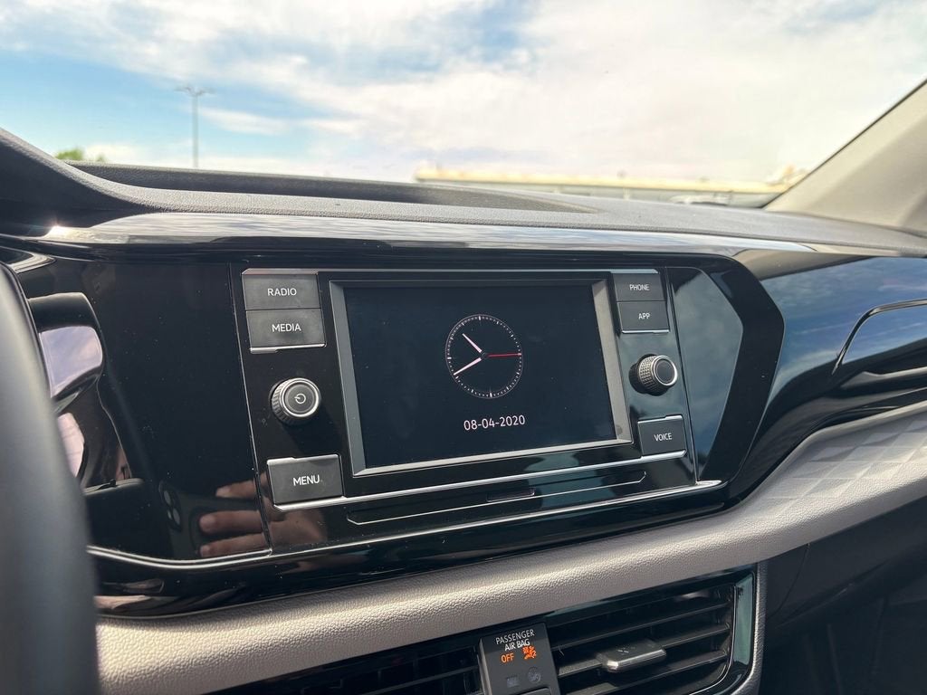 2024 Volkswagen Taos S