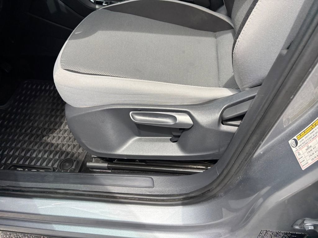 2024 Volkswagen Taos S