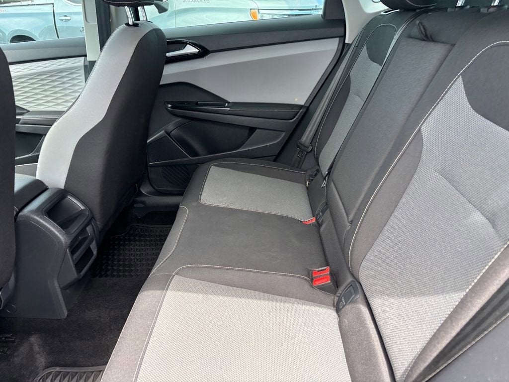 2024 Volkswagen Taos S