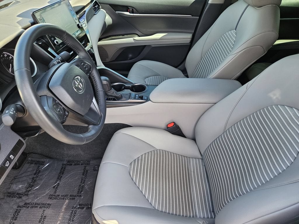 2024 Toyota Camry Hybrid SE