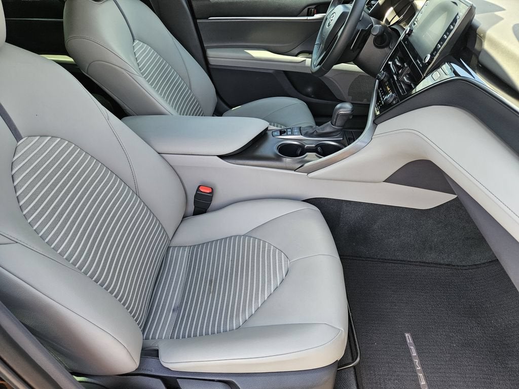 2024 Toyota Camry Hybrid SE
