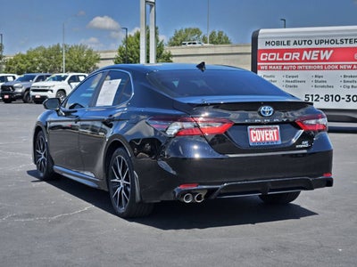 2024 Toyota Camry Hybrid SE