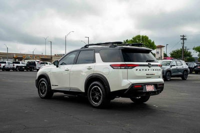 2024 Nissan Pathfinder Rock Creek 4WD