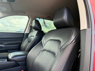 2024 Nissan Pathfinder SL FWD