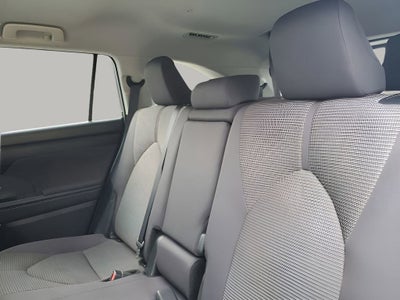 2025 Toyota Highlander LE