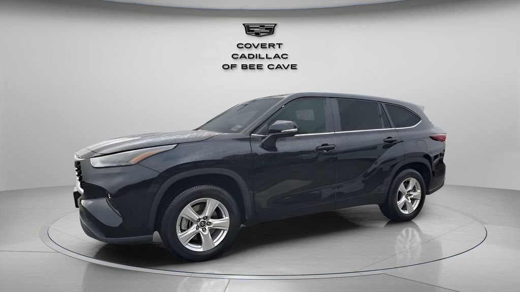 2025 Toyota Highlander LE