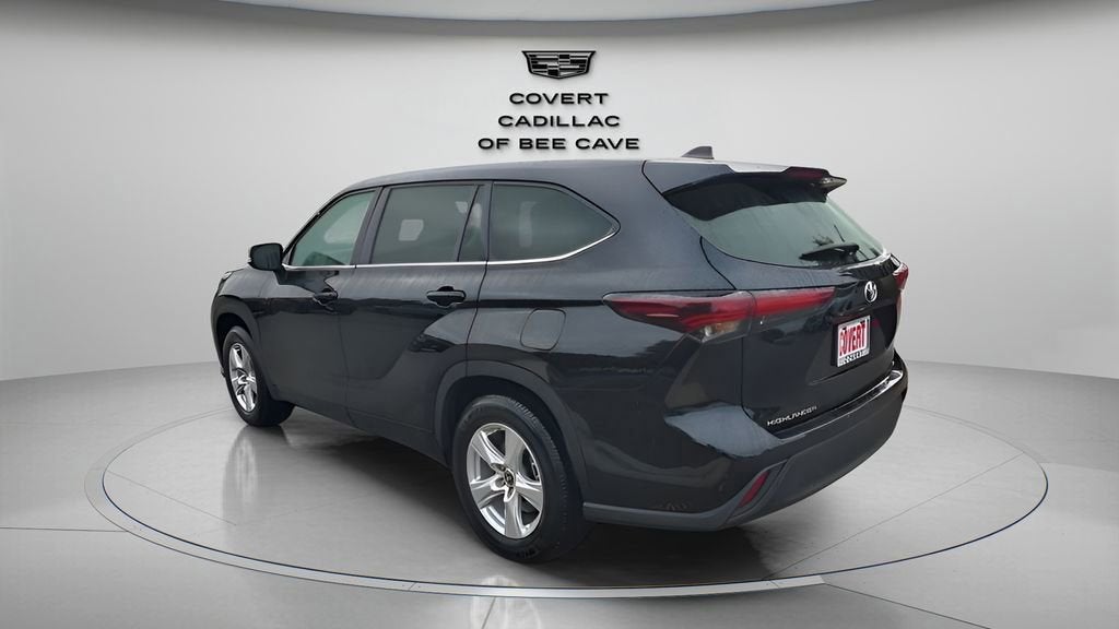 2025 Toyota Highlander LE