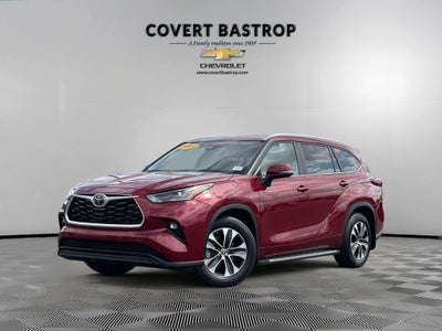 2024 Toyota Highlander LE