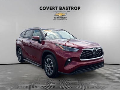 2024 Toyota Highlander LE