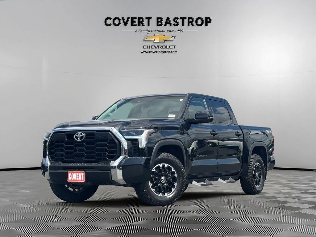 2022 Toyota Tundra 2WD SR5