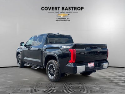 2022 Toyota Tundra 2WD SR5