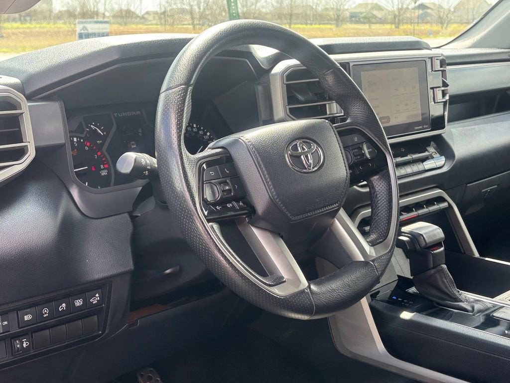 2022 Toyota Tundra 2WD SR5