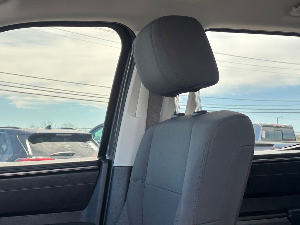 2022 Toyota Tundra 4WD SR5