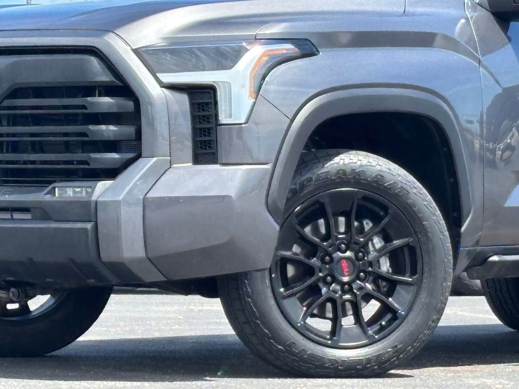 2022 Toyota Tundra 4WD SR5