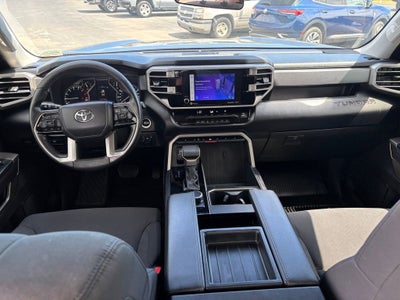 2022 Toyota Tundra 4WD SR5