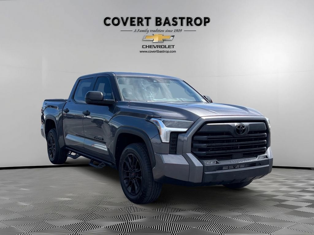 2022 Toyota Tundra 4WD SR5