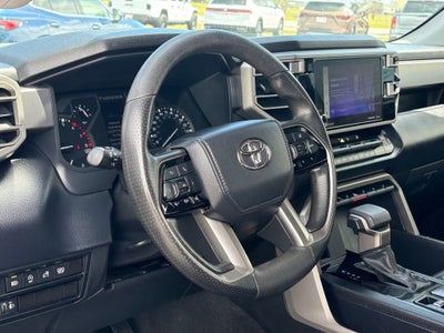 2022 Toyota Tundra 4WD SR5