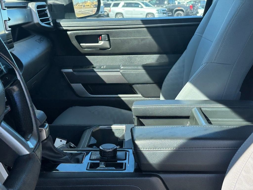 2023 Toyota Tundra 4WD SR5