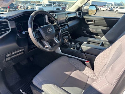 2023 Toyota Tundra 4WD SR5