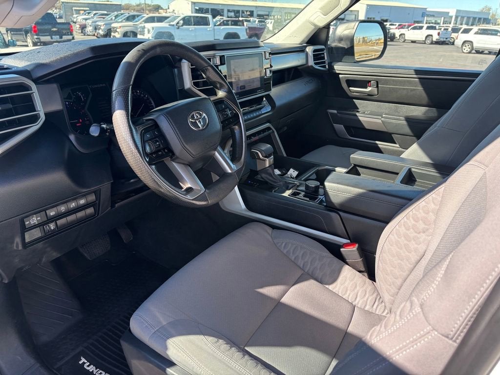 2023 Toyota Tundra 4WD SR5