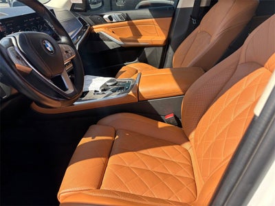 2023 BMW X7 xDrive40i