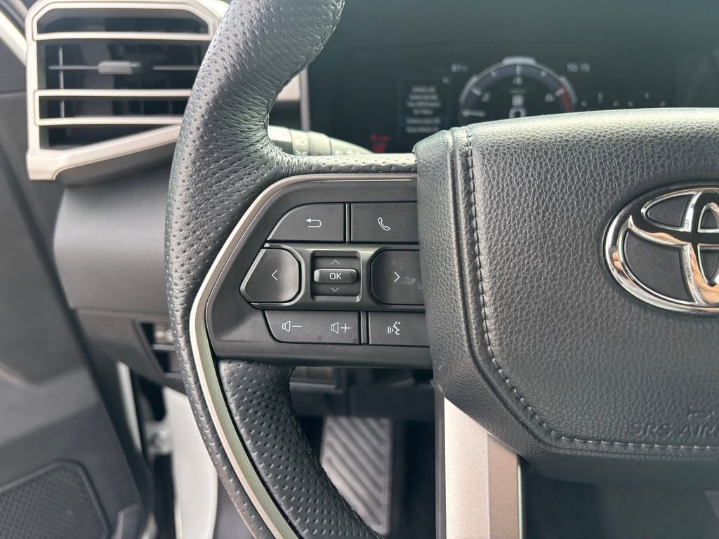 2025 Toyota Sequoia SR5