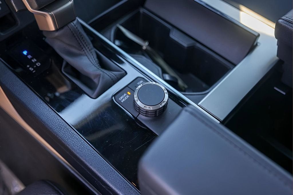 2025 Toyota Sequoia SR5