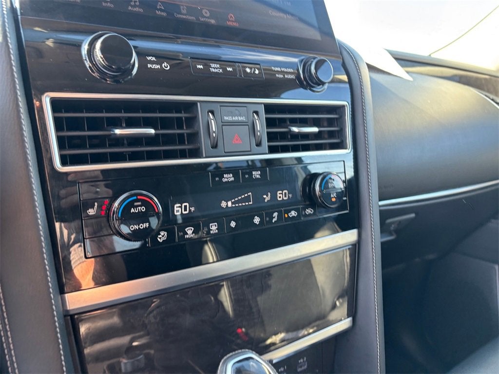 2024 INFINITI QX80 LUXE