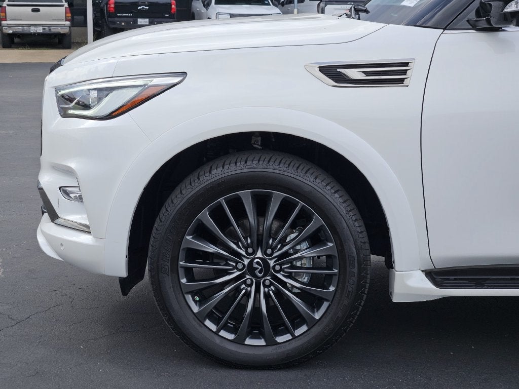 2024 INFINITI QX80 SENSORY