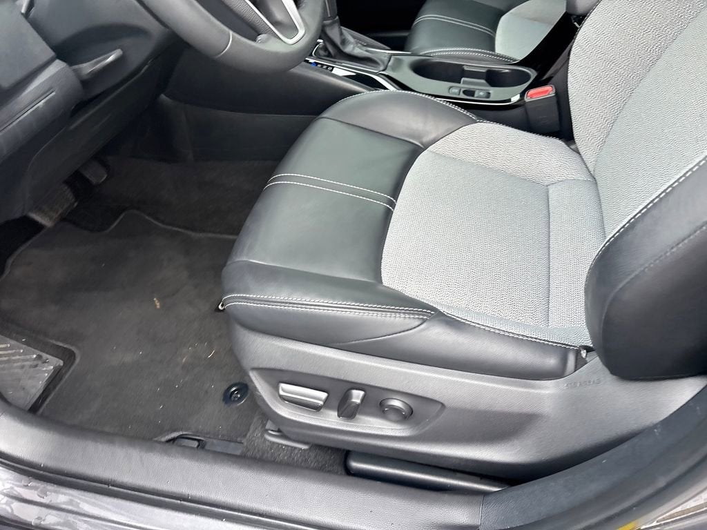 2024 Toyota Corolla Hatchback XSE