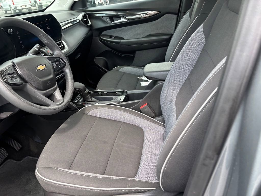 2025 Chevrolet Trailblazer LS