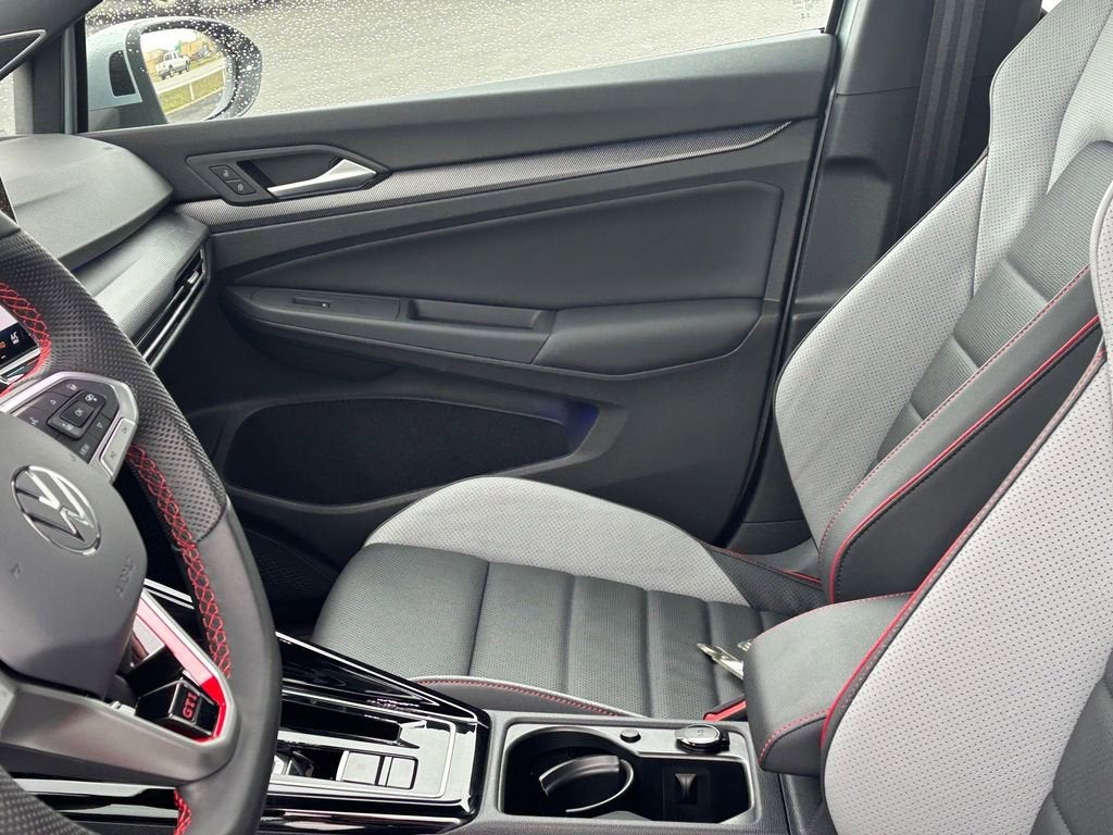 2025 Volkswagen Golf GTI Autobahn