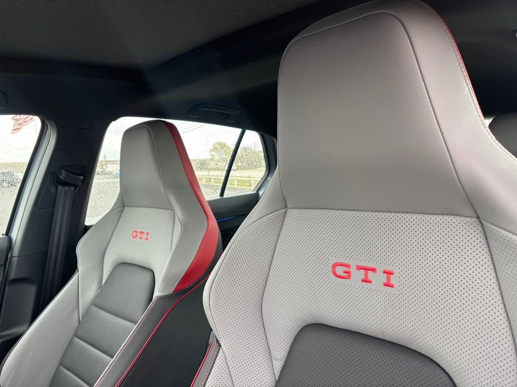 2025 Volkswagen Golf GTI Autobahn
