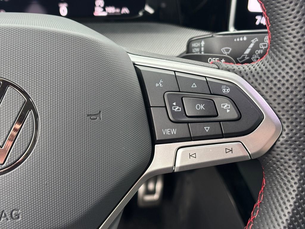 2025 Volkswagen Golf GTI Autobahn