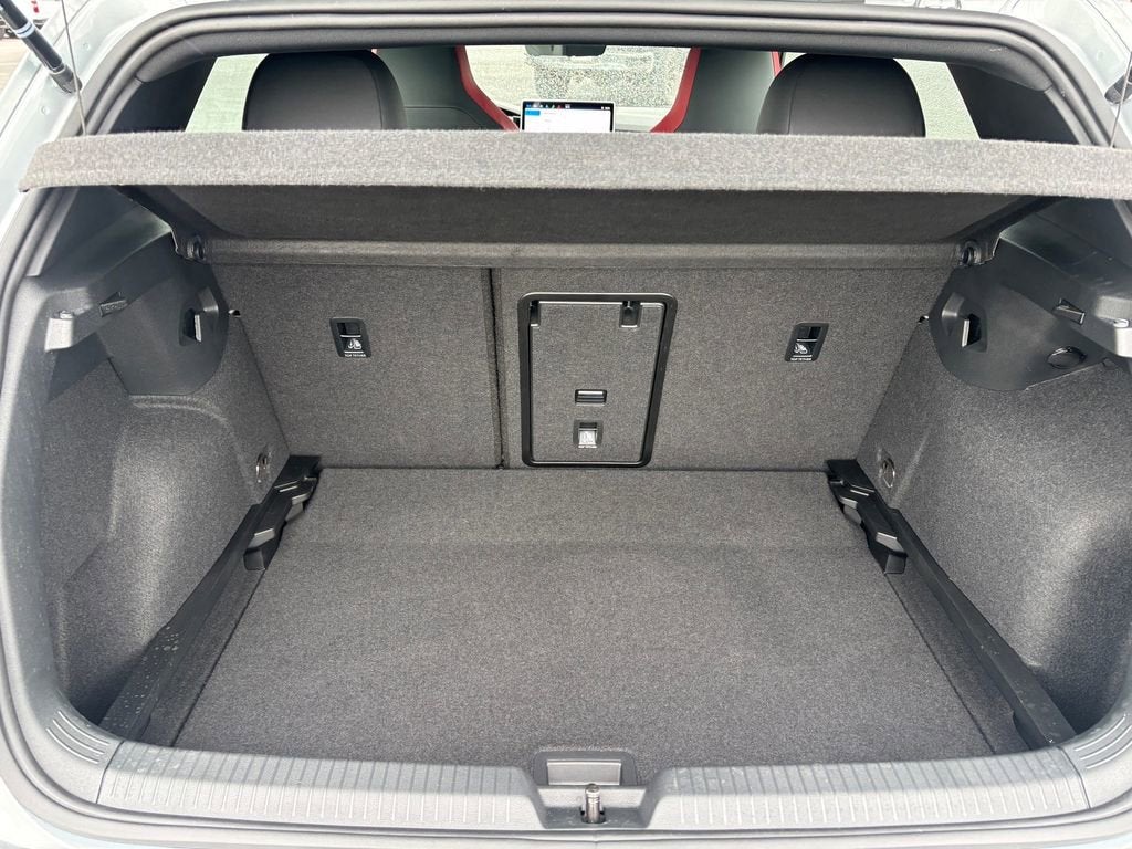 2025 Volkswagen Golf GTI Autobahn