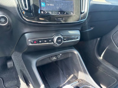 2023 Volvo XC40 Plus Bright Theme