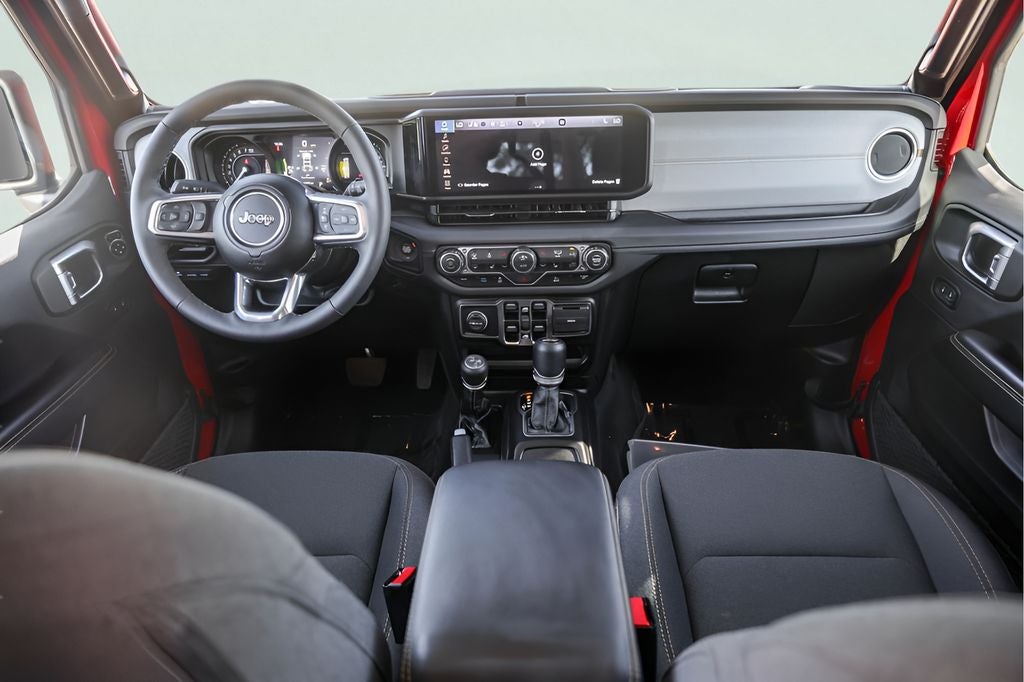 2025 Jeep Wrangler Sahara 4xe