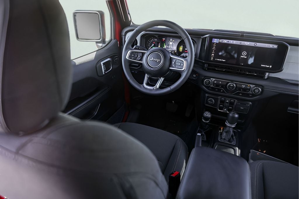 2025 Jeep Wrangler Sahara 4xe