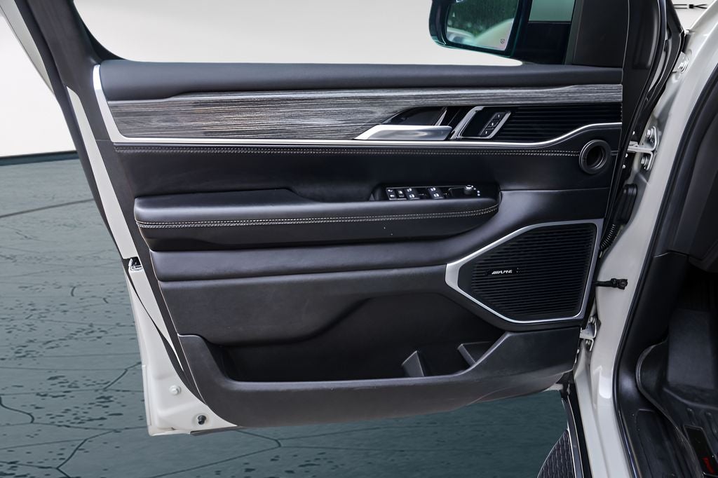 2022 Jeep Wagoneer Series III