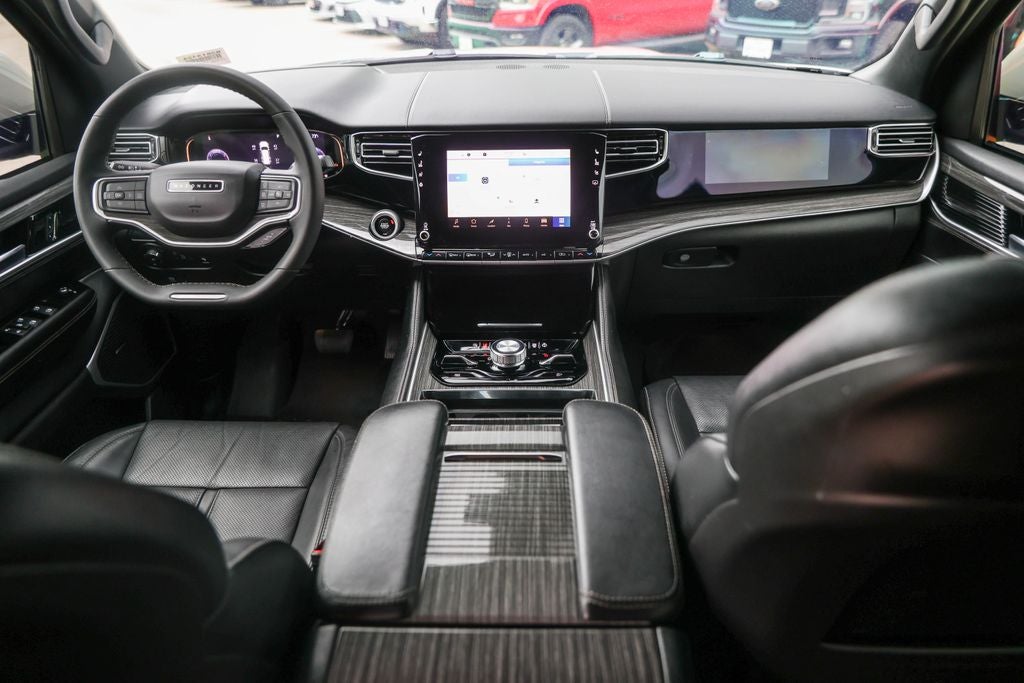 2022 Jeep Wagoneer Series III