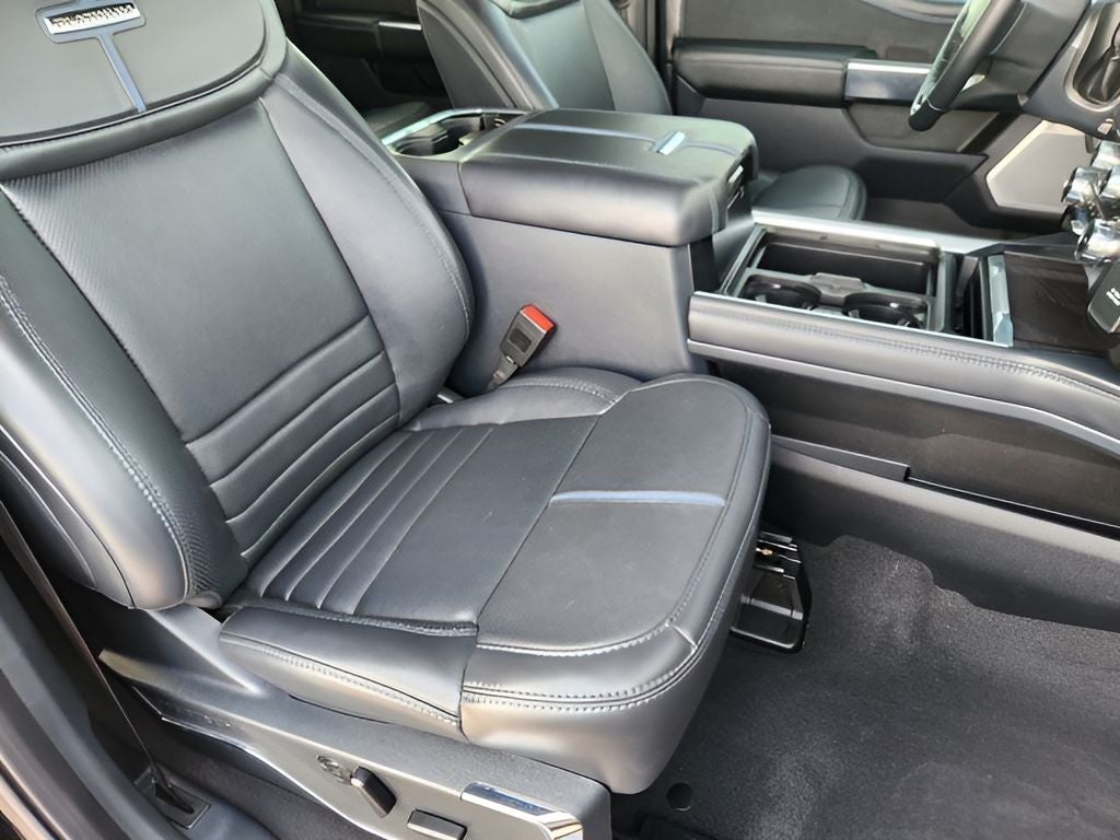 2025 Ford F-250SD Platinum