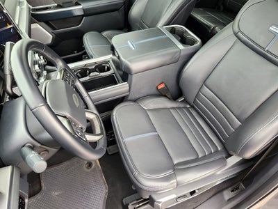 2025 Ford F-250SD Platinum