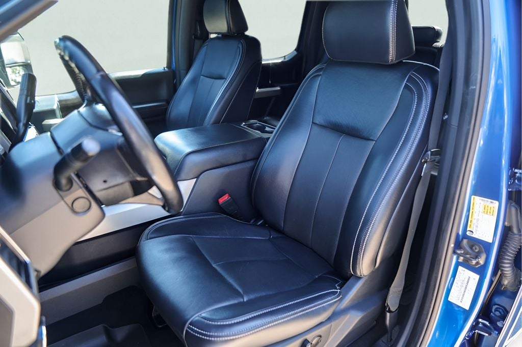 2022 Ford F-350SD Lariat