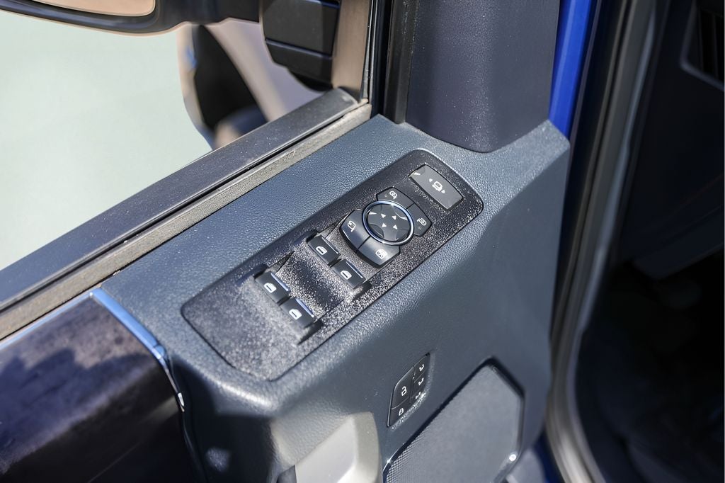 2022 Ford F-350SD Lariat