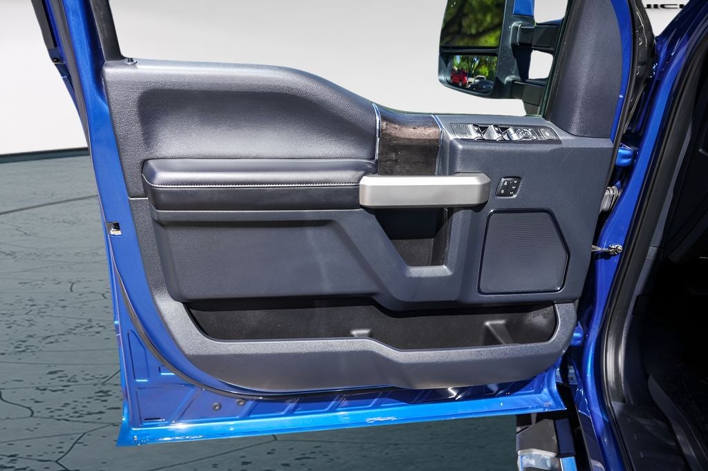 2022 Ford F-350SD Lariat