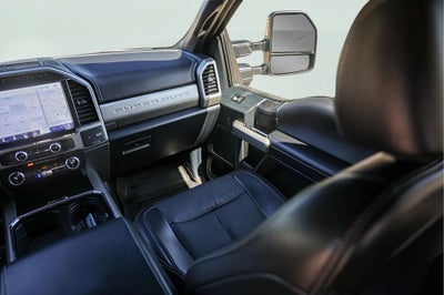2022 Ford F-350SD Lariat