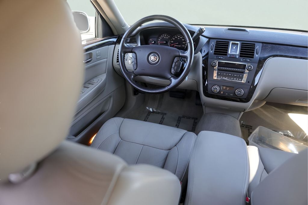 2010 Cadillac DTS Base